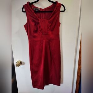 Donna Ricco red satin dress size 6. Back zipper fits mid-length